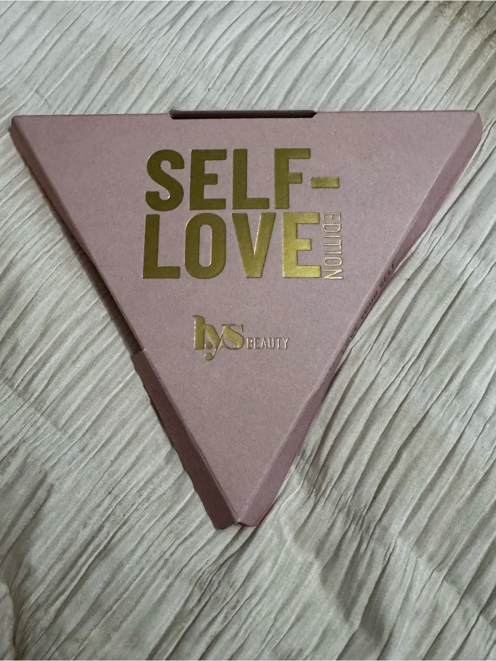 SELF-LOVE Edition Triangle Eyeshadow Palette - NEW